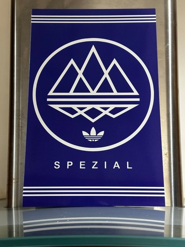 Grande insegna negozio adidas - grande,