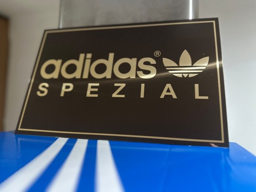 Insegna adidas sonder - adidas, oro